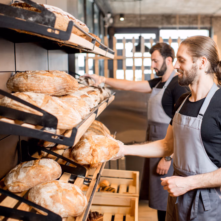 Verkaufstheke einer Bäckerei – zur Bäckereiausstattung
