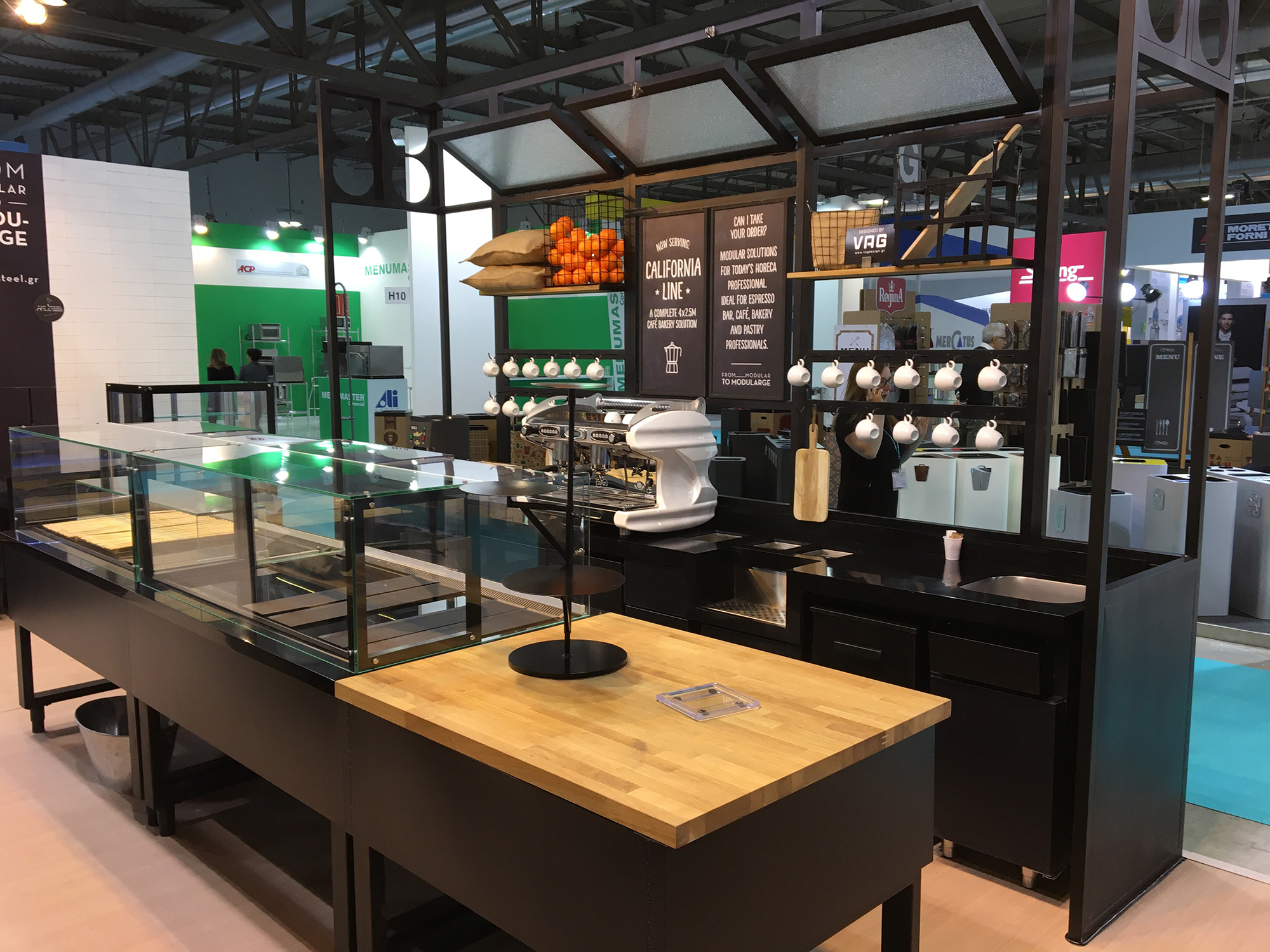 Beheizte Vitrine Kalifornien 150x90x130 mit Regal für Gastronomie