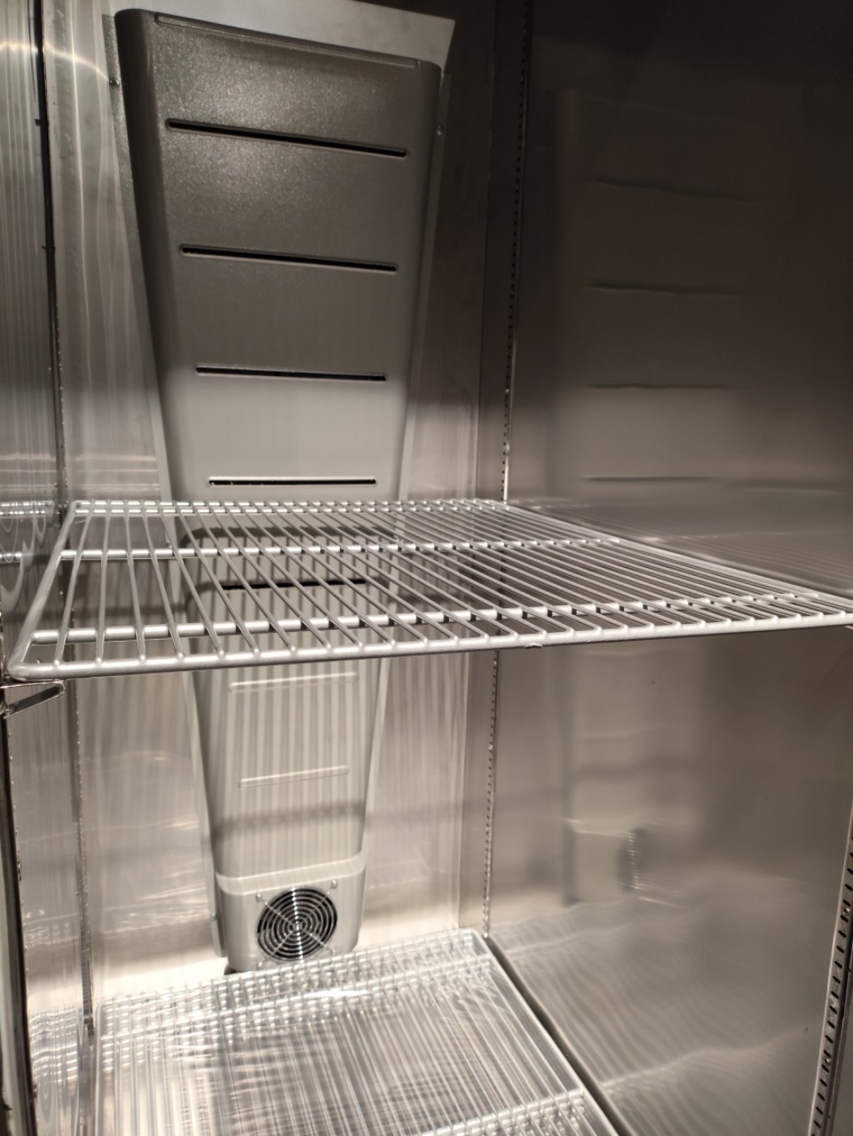 gefrierschrank gastro | tiefkühlgerät | eisschrank | speiseeis lagern | freistehender tiefkühlschrank